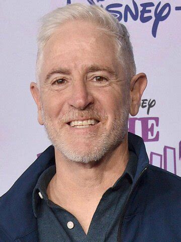 Carlos Alazraqui .